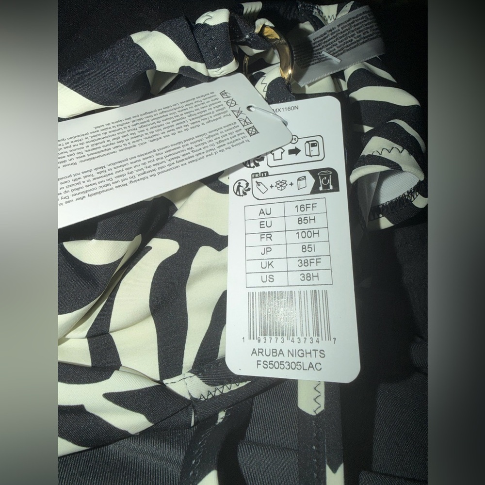 Fantasie Swim Full Cup 38H Black White Zebra Bikini Top-NWT $81 Aruba nights - Picture 4 of 5